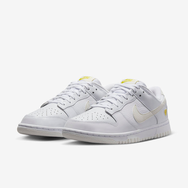 Nike Wmns Dunk Low 'Valentine's Day yellow heart 2023