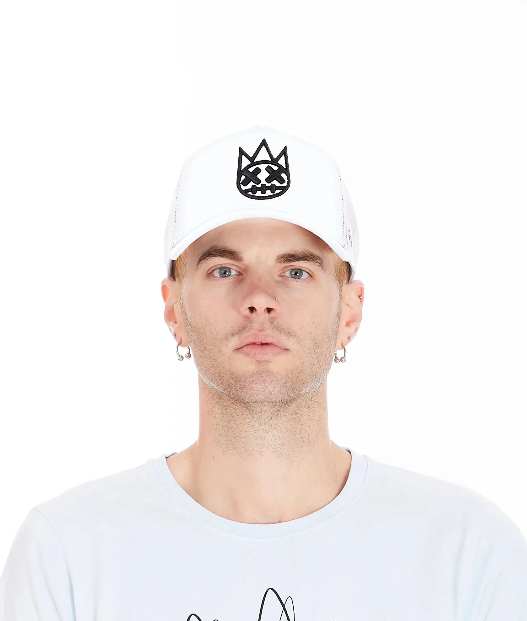 Cult of Individuality Shimuchan Curved Visor Trucker Hat - White