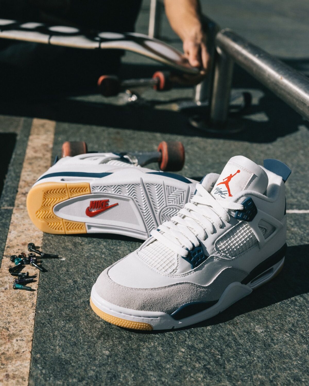 Nike Sb X Air Jordan 4 Retro Sb 'Navy' 2025