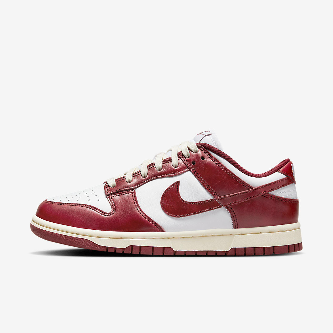 Nike Wmns Dunk Low Premium 'Vintage Red 2023
