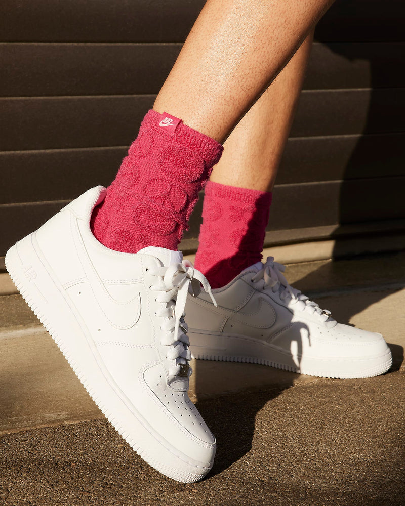 Nike Wmns Air Force 1 '07 'Triple White'