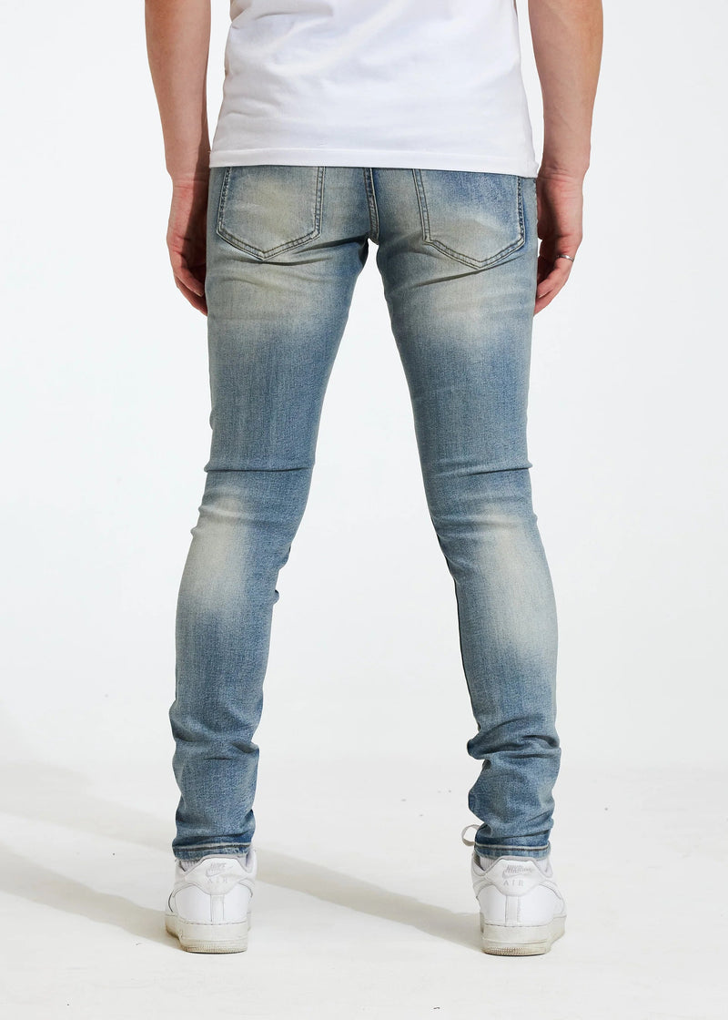 Crysp denim (light blue easy jean -22)