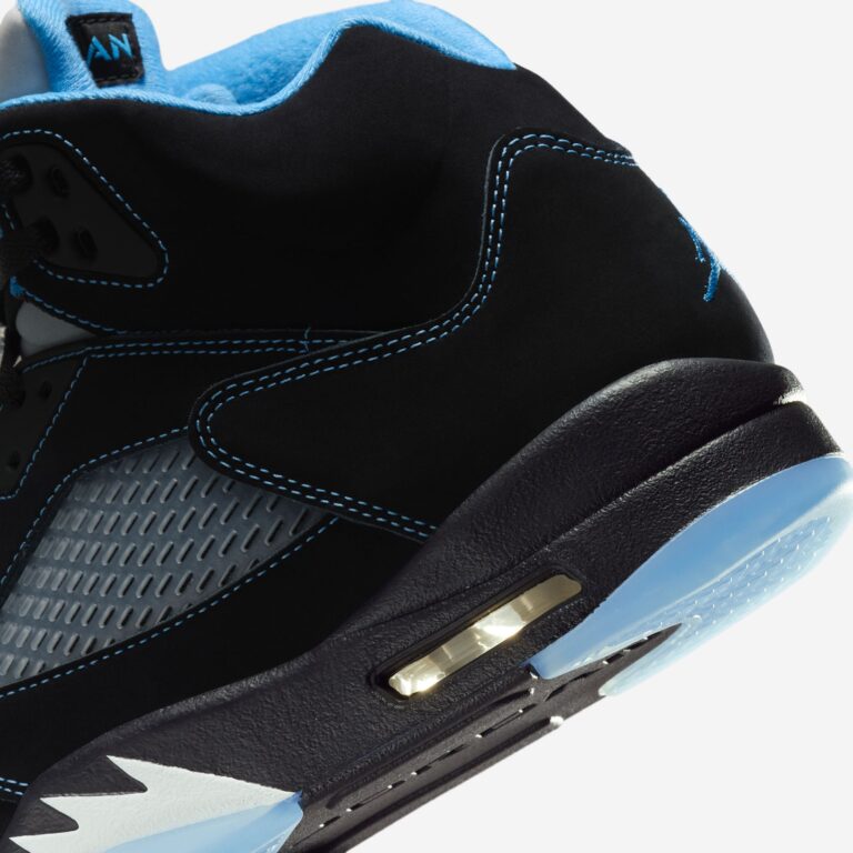 Nike Air Jordan 5 Retro 'Black Carolina / UNC' 2026