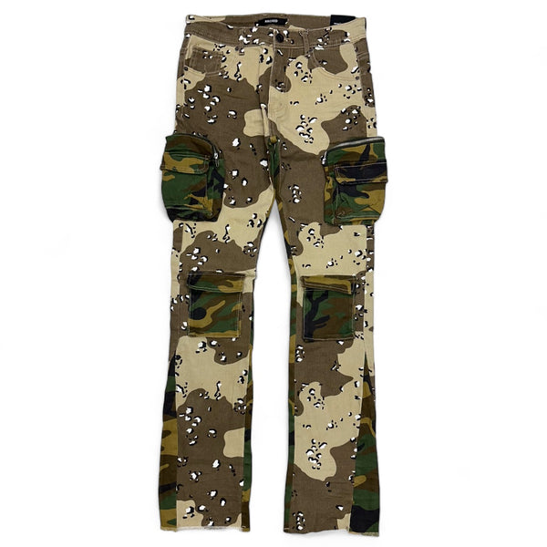 Kindred (Men’s khaki green  Camo Cargo Stacked Jean)