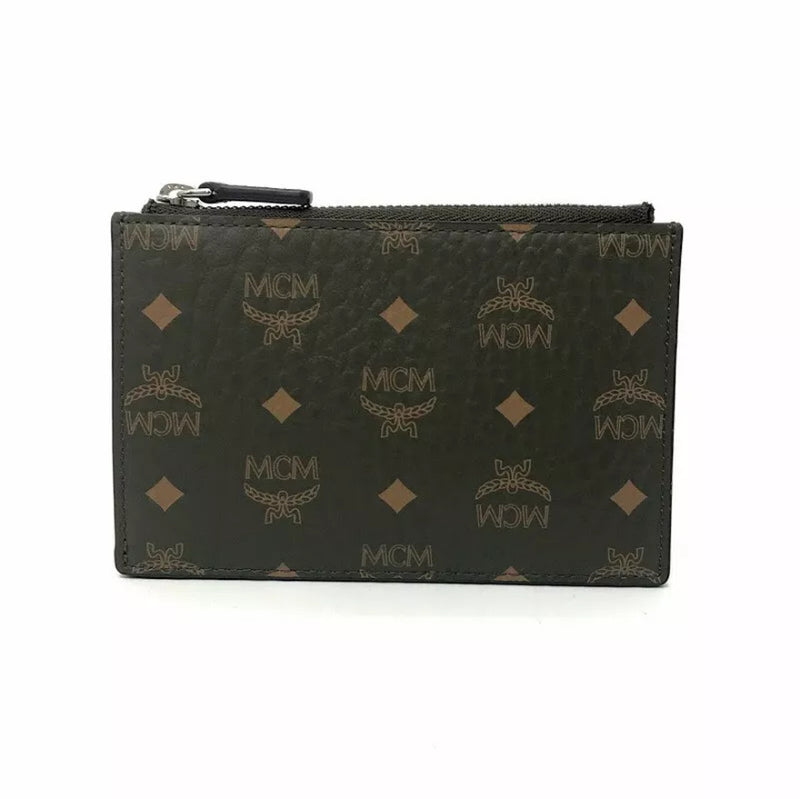 Luxury MCM monogrammed zip card holder in olive green, style MXKAAVI01JH001. Featuring a durable leather finish with iconic MCM logos and diamond accents, perfect for securely holding cards and small essentials.