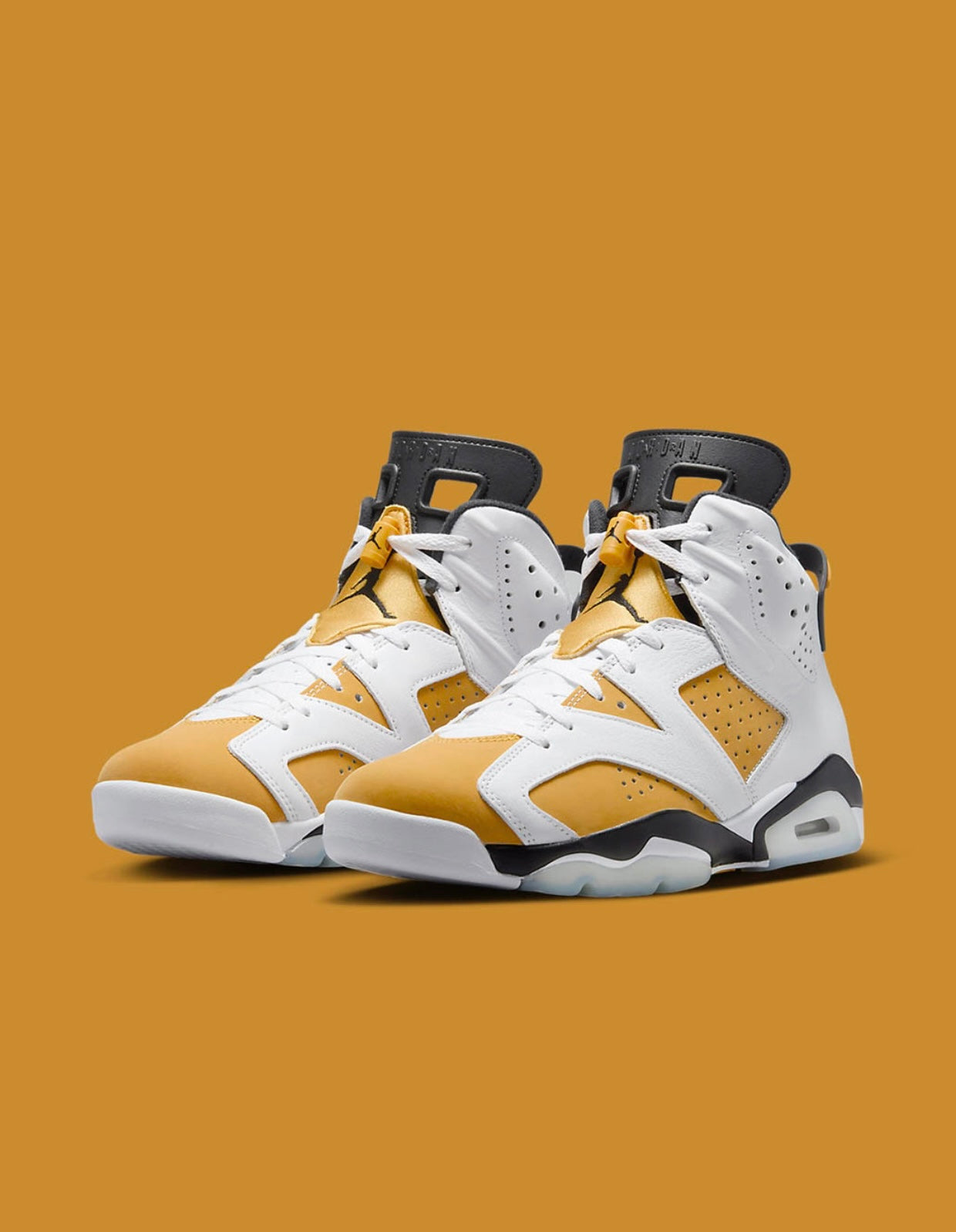 シューズ(男性用) Nike Air Jordan 6 Retro \"Yellow Ochre\" Amazon.com | NIKE Men's Jordan 6 Yellow Ochre Size 8.5 White