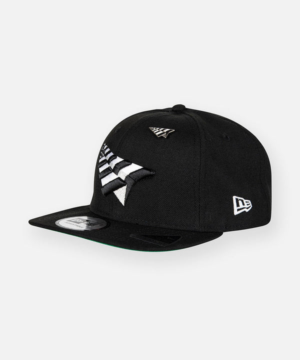 Paper Planes (Black Original crown old school SnapBack)