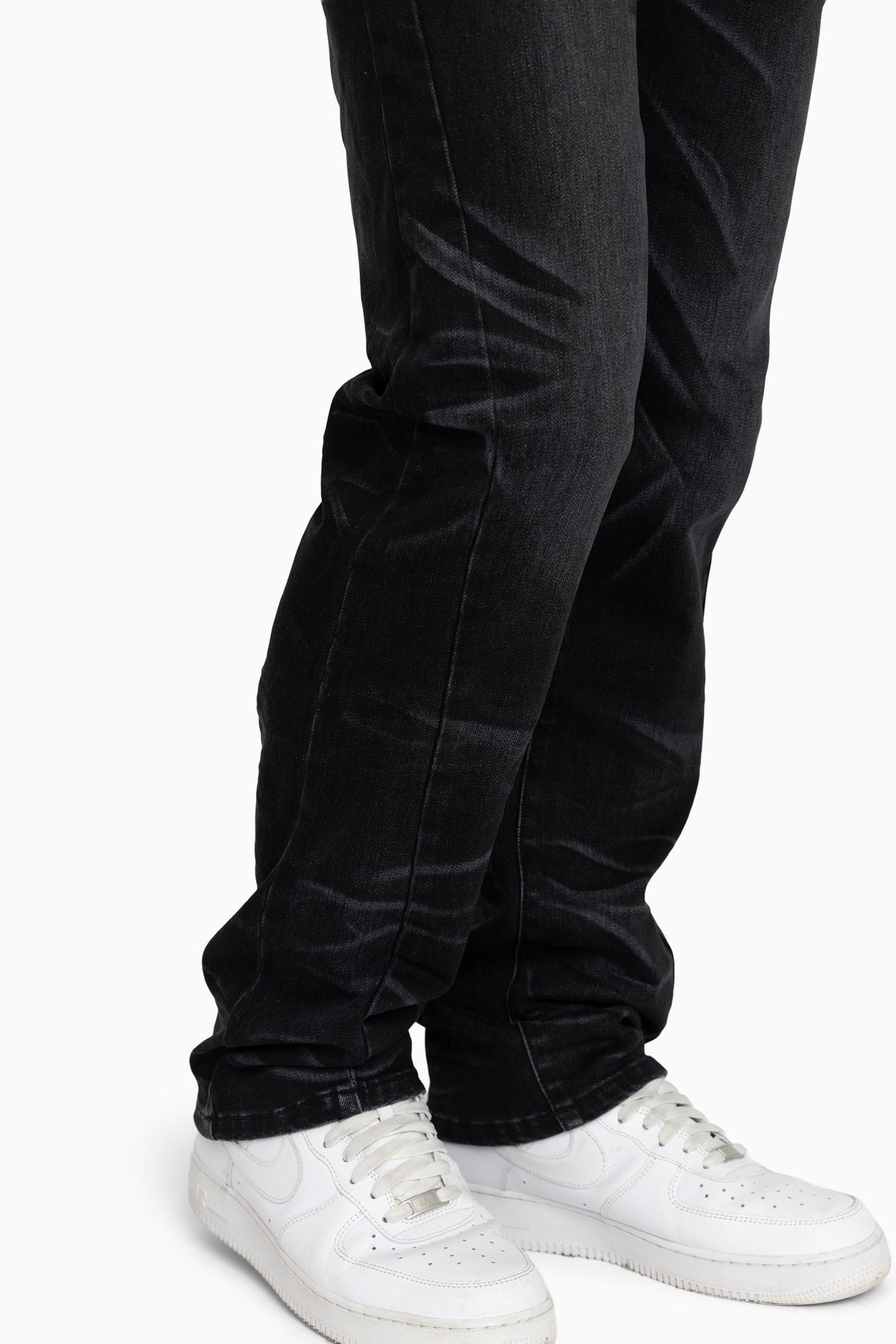 Smoke Rise Essential Vintage Washed Jeans Obsidian Black