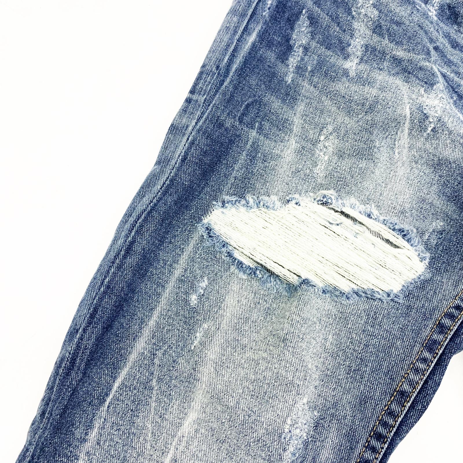 Artmeetschaos (BLUE /white WASH JEANS )