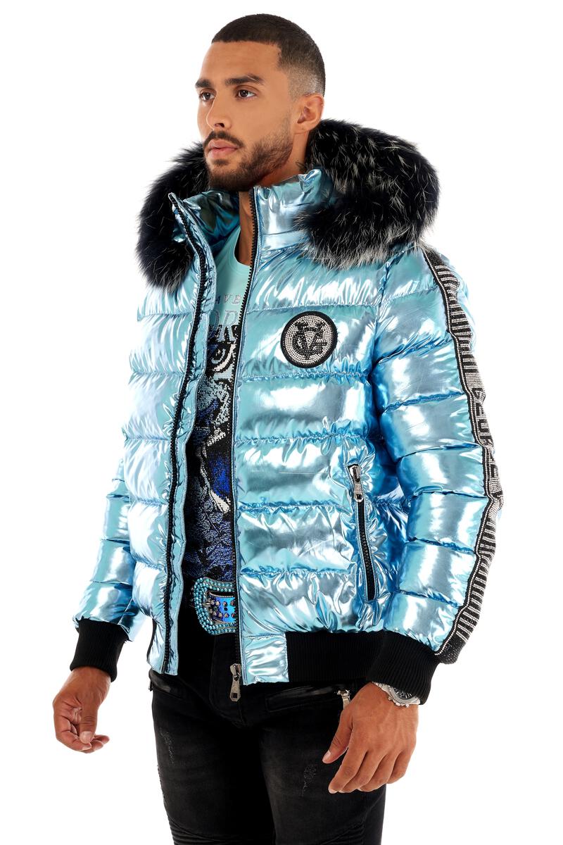 Avenue George (turquoise GV puffer jacket)