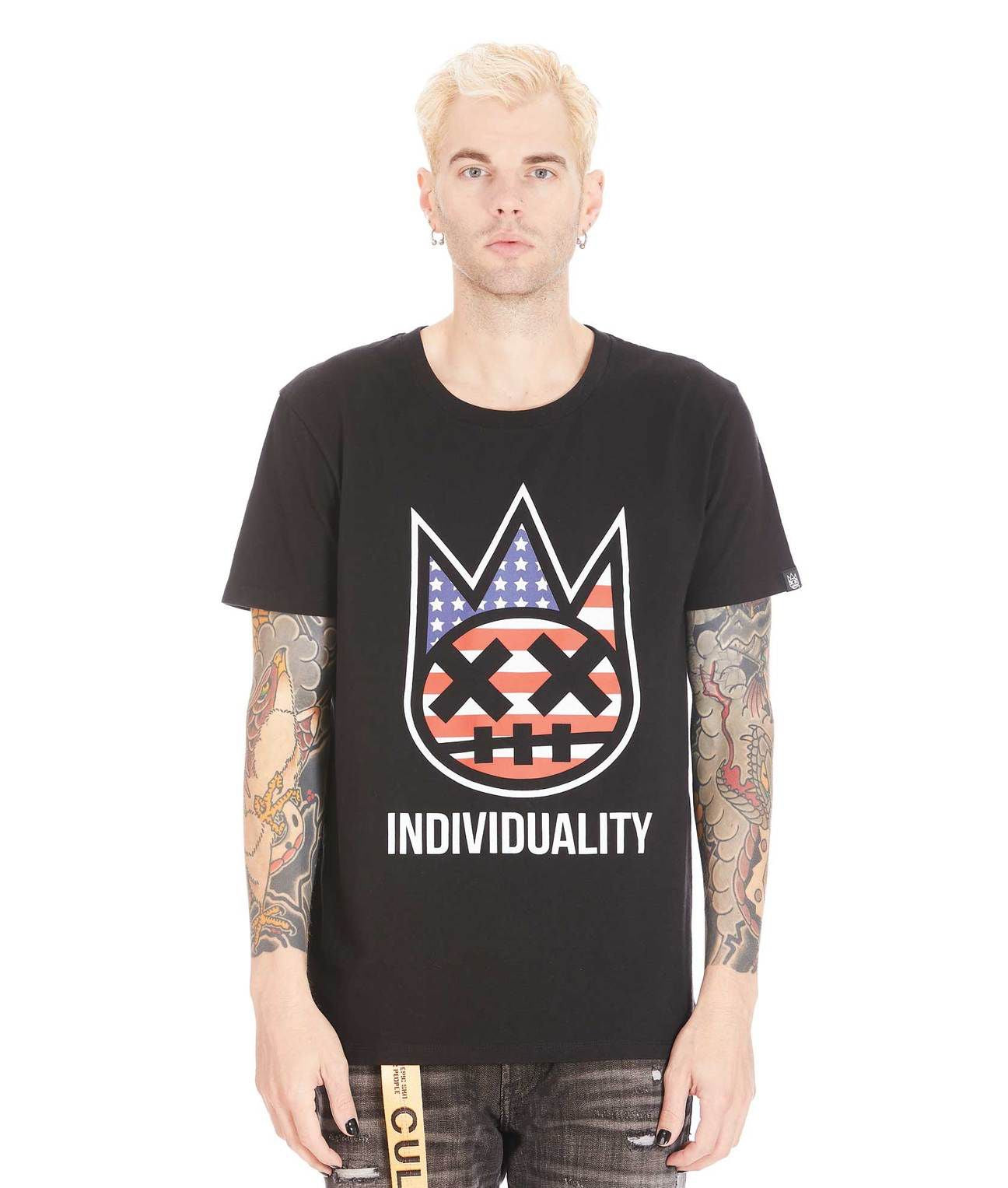 Cult of Individuality Men’s Memorial Flag Graphic Tee Black