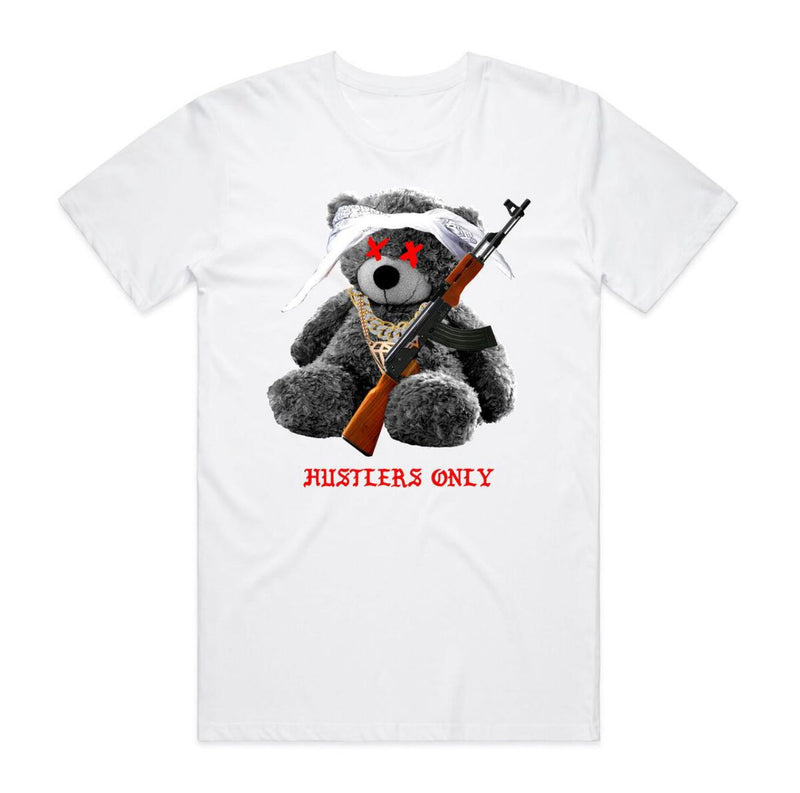 Streetwear (white “hustlers  only teddy bear T-shirt)