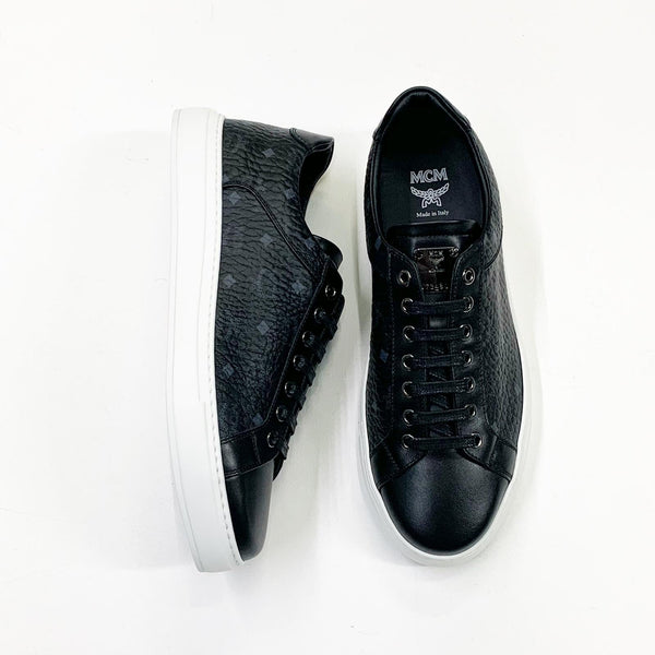 MCM (Men's Classic Low Top Sneakers in Visetos)