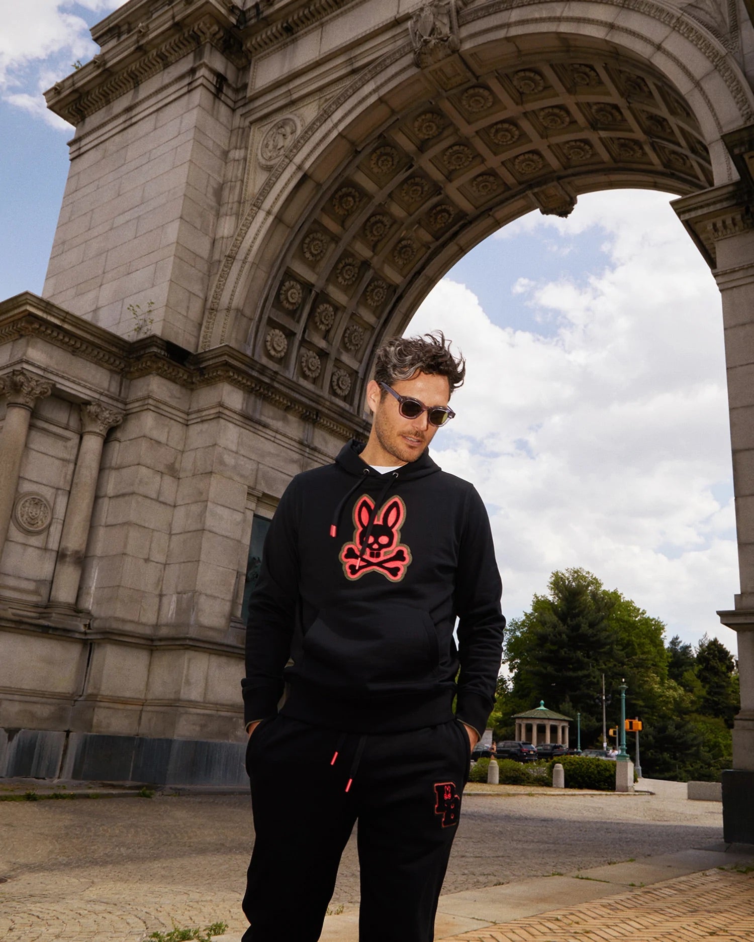 Psycho bunny (black mens patchin hoodie) – VIP Clothing Stores